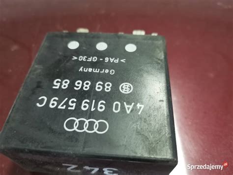 Trumpųjų šviesų jungiklio vieta Audi 80