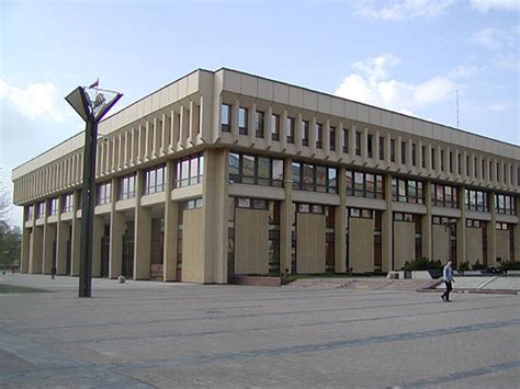 Lietuvos parlamento pastatas