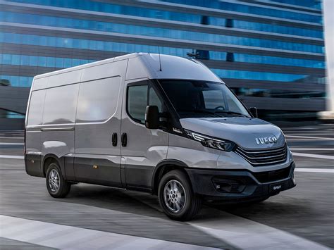Iveco Daily automobilio priekis