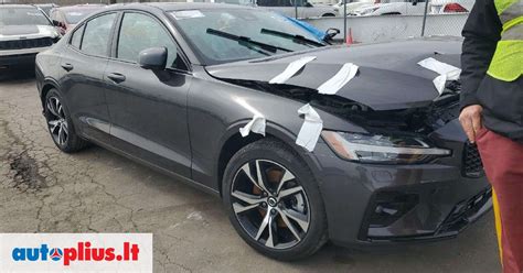 Volvo S60 automobilis iš JAV