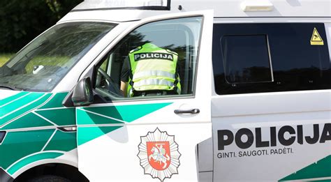 neblaivus vairuotojas policijoje