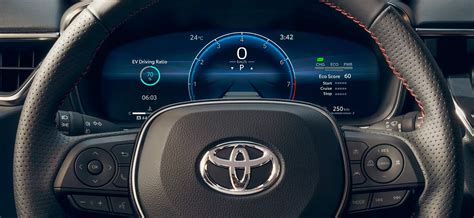 Toyota RAV4 multimedijos sistema ir skaitmeninis raktelis