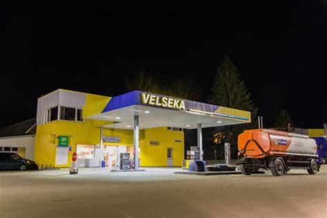 Valstina UAB degalinės ir plovyklos vaizdas