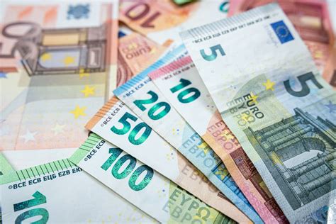 Automobiliai laimėti loterijoje