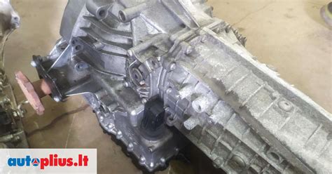 Sankabos mechanizmas akumuliatoriniame suktuve