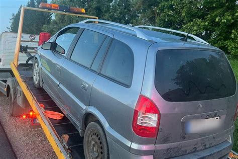 Opel Vectra B - automobilis, kurį daugelis vairuotojų vertina dėl prieinamos kainos ir plačiai prieinamų dalių