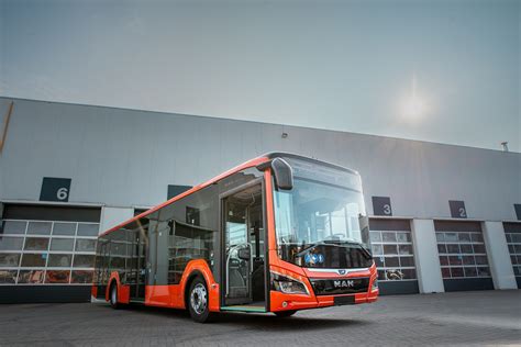 Naujas hibridinis autobusas Kauno mieste