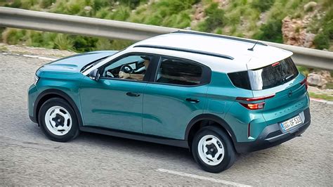 Opel Frontera salono interjeras