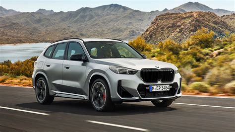 BMW X1 šoninis vaizdas