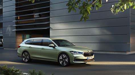 Škoda Superb Combi variklio pasirinkimai