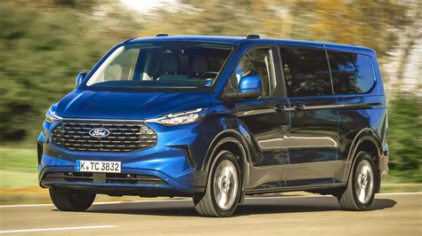 Ford Transit Custom ir Tourneo Custom šoninis vaizdas