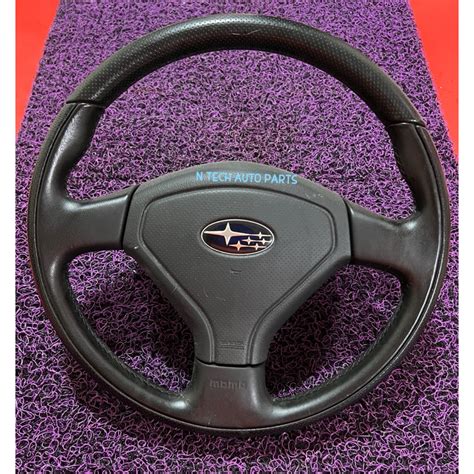 Subaru Momo vairo persiuvimo procesas