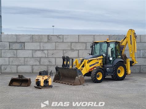 Variklio skyriaus Komatsu WB93