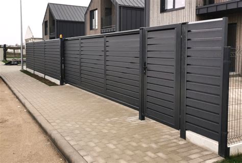 Schema, kaip matuojamas tvoros aukštis