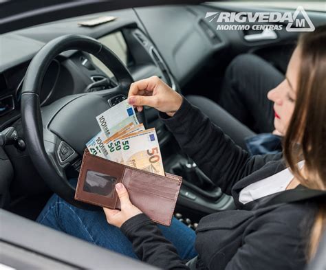 sėkmingas vairavimo mokyklos baigimas