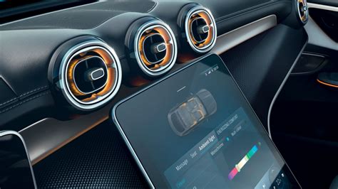 Mercedes-Benz B klasės interjeras su MBUX sistema