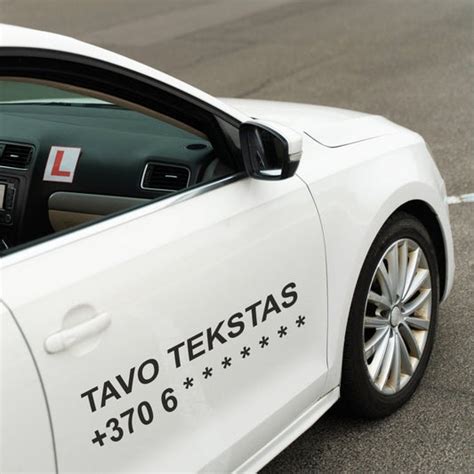 Juokingas automobilių lipdukas