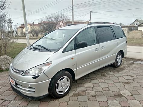Toyota Previa II modelio nuotrauka