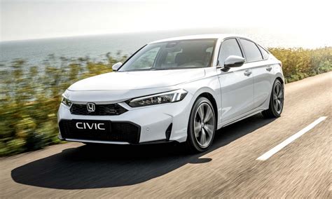 Nuotrauka su įvairių tipų Honda Civic ratlankiais