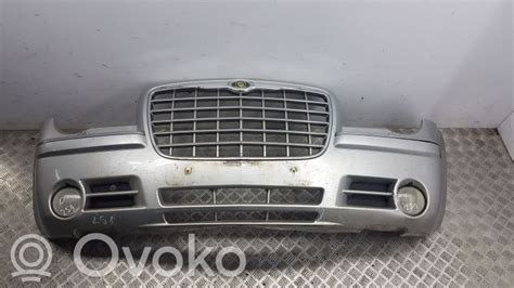 Chrysler 300c priekinis bamperis detalių schema