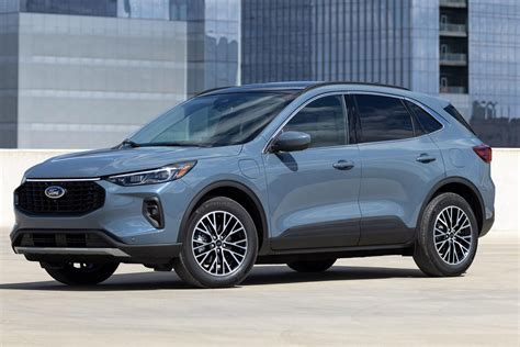 Ford Escape hibridinės versijos ženklas