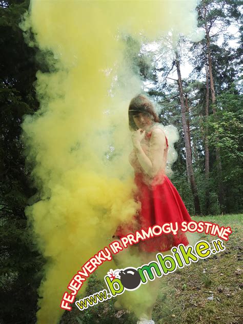 Spalvotų dūmų naudojimo schema