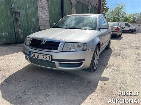 Nuotrauka Škoda Octavia 1 automobilio variklio skyriaus