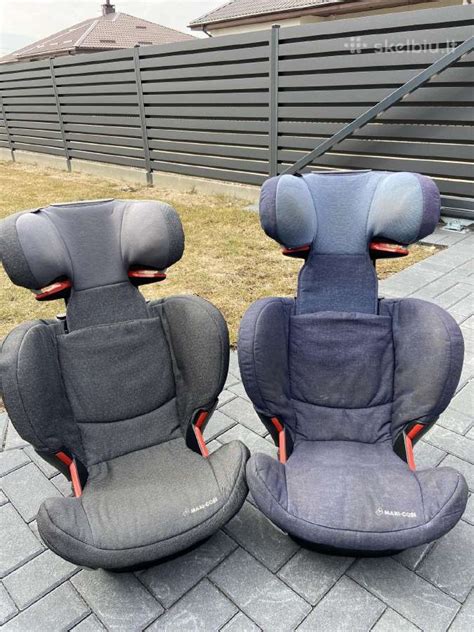 Vaikiškos automobilinės kėdutės skirtingose amžiaus grupėse