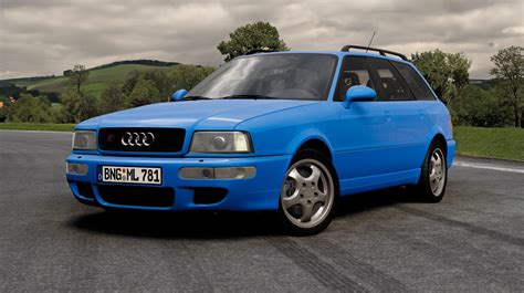 Audi B4 modelio nuotrauka
