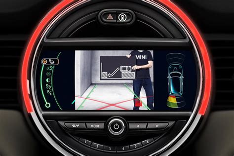 Naujojo Mini Cooper interjeras su OLED ekranu