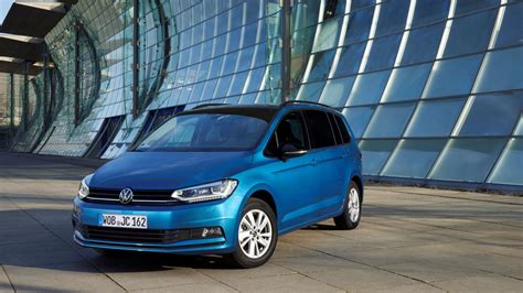Vartotojo vadovo viršelis su Volkswagen Touran nuotrauka