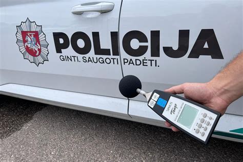 Policijos pareigūno atliekama transporto priemonės apžiūra