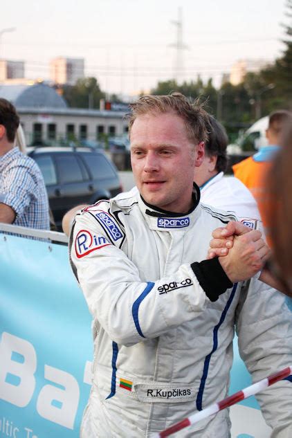 Robertas Kupčikas lenktynių metu