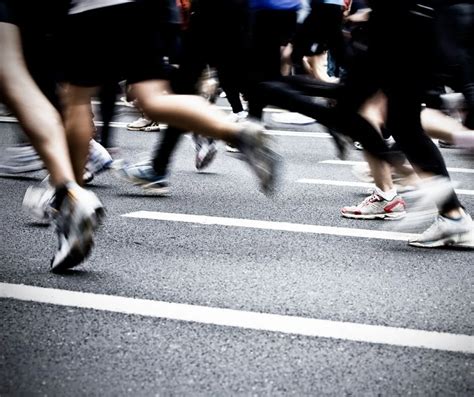 Visureigis ant gamtos takelio