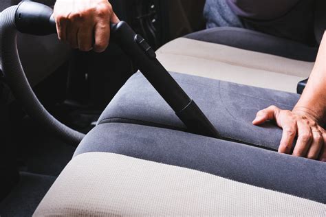 automobilio salono švara