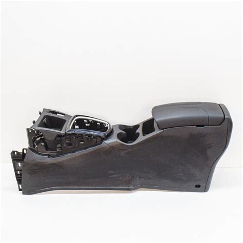 Centrinė konsolė Toyota Avensis