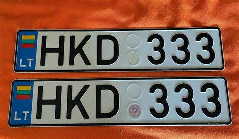 Istorinių automobilių numerių lentelės