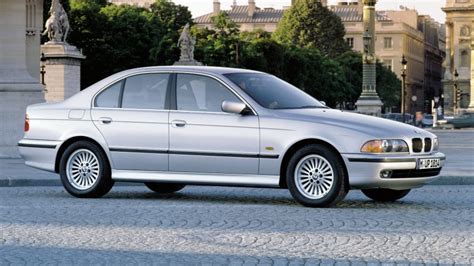 BMW 525 E39 TDS variklio skyriaus nuotrauka