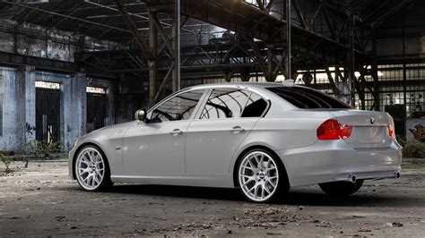 BMW E90 automobilio nuotrauka