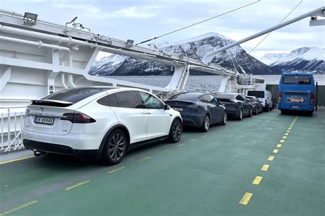 Infografika apie elektromobilių pardavimų augimą Norvegijoje