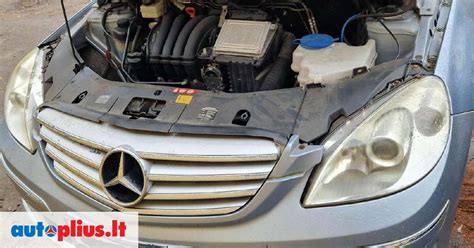 Ardomi Mercedes-Benz automobiliai