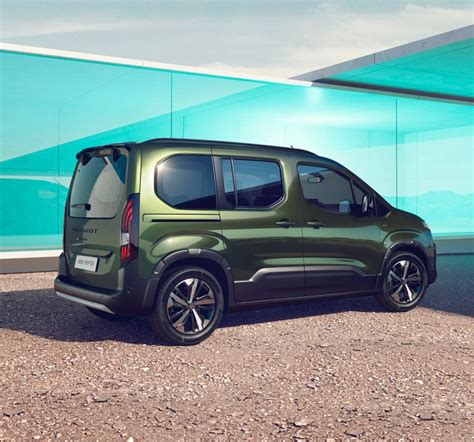 Sudaužytas Peugeot automobilis