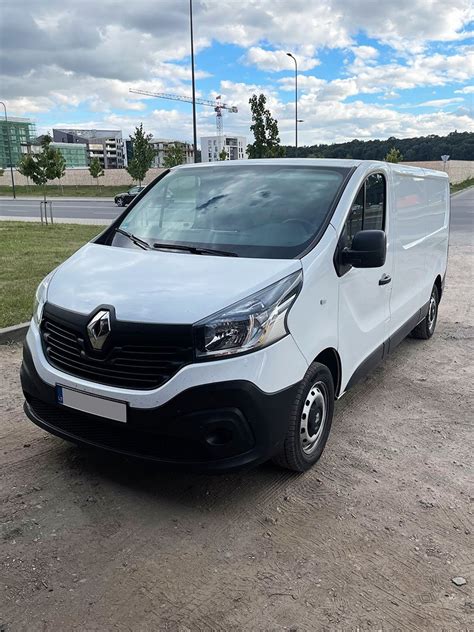 Mažų krovininių automobilių krovinių skyrius