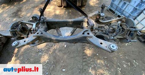 Schema, rodanti Mazda 6 važiuoklės elementus