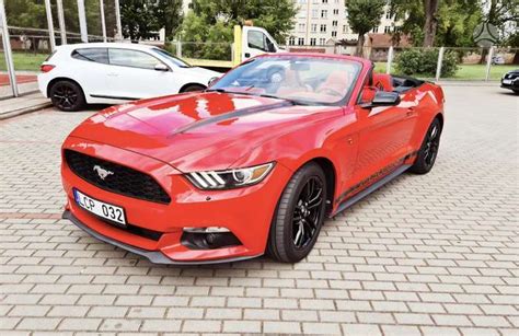 Ford Mustang automobilio istorija ir modeliai