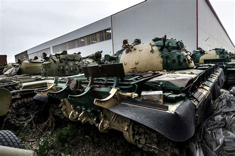 Apleistas tankų kapinynas