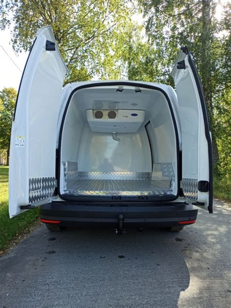 Izoterminis mikroautobusas