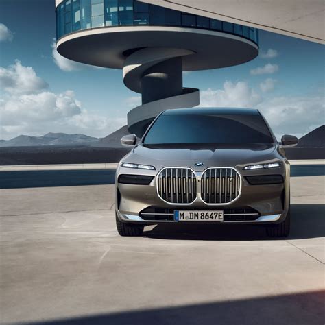 BMW sedano interjeras