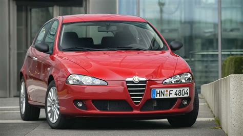 Alfa Romeo 147 interjero dizainas