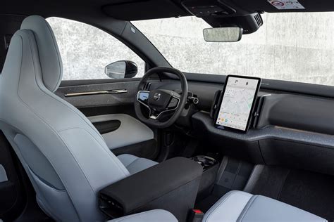 Volvo EX30 automobilio interjeras su moderniomis sėdynėmis